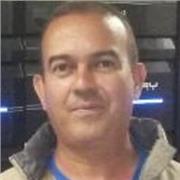 Profesor de Informática imparte clases en la modlaidad online